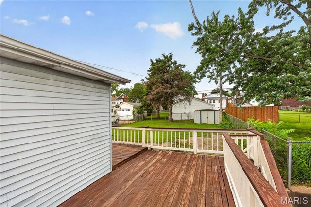 4139 Tholozan Avenue, St Louis, MO 63116
