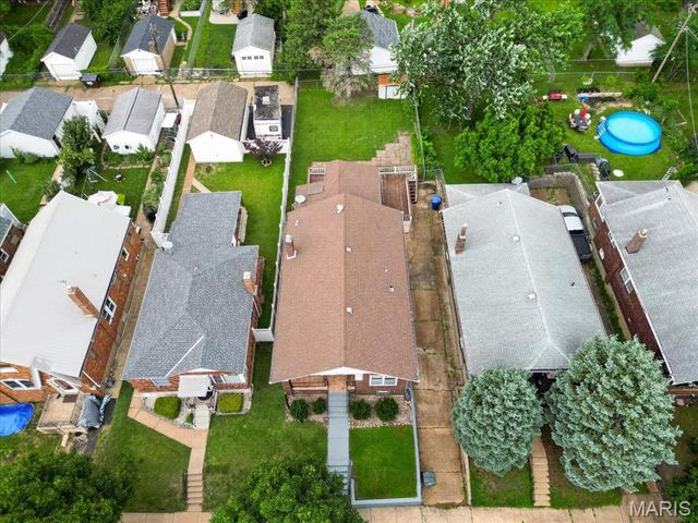 4139 Tholozan Avenue, St Louis, MO 63116