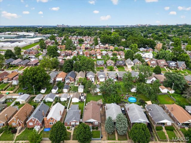 4139 Tholozan Avenue, St Louis, MO 63116
