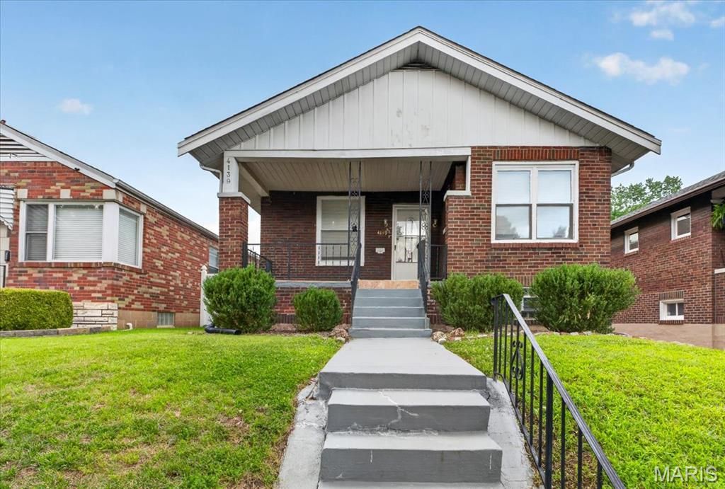 4139 Tholozan Avenue, St Louis, MO 63116