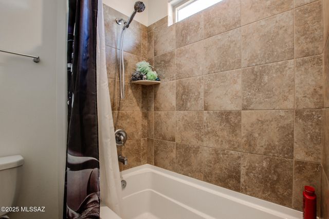 12106 N Walz Drive, Marana, AZ 85653