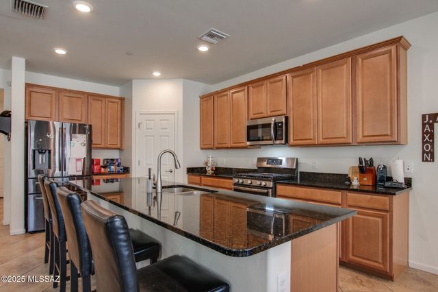 12106 N Walz Drive, Marana, AZ 85653