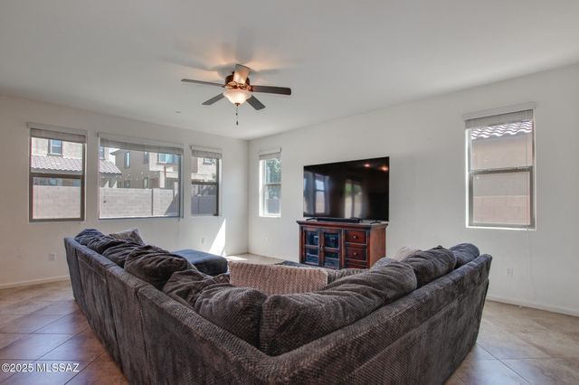 12106 N Walz Drive, Marana, AZ 85653