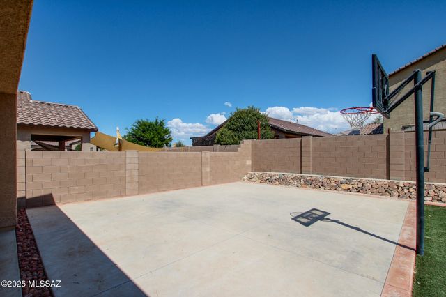 12106 N Walz Drive, Marana, AZ 85653
