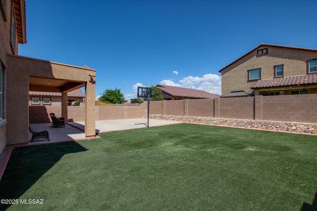 12106 N Walz Drive, Marana, AZ 85653