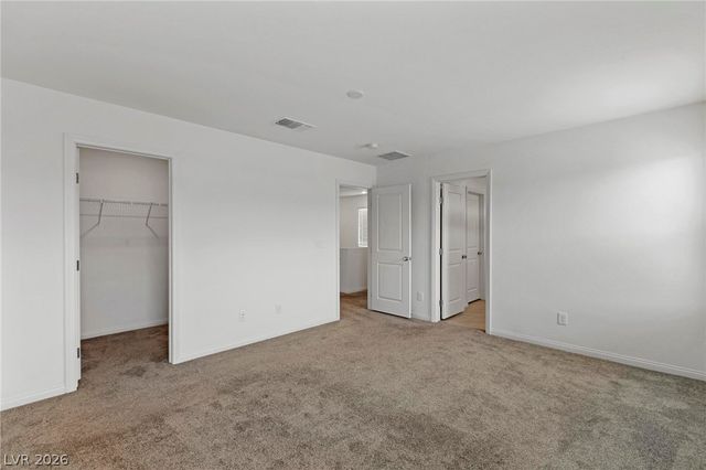 10183 Glowing Amber Street, Las Vegas, NV 89141