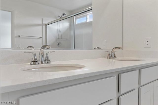 10183 Glowing Amber Street, Las Vegas, NV 89141