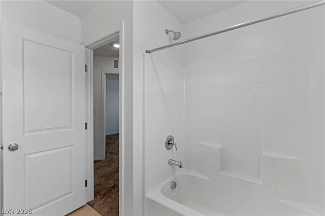 10183 Glowing Amber Street, Las Vegas, NV 89141