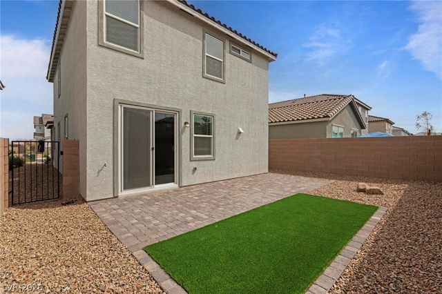 10183 Glowing Amber Street, Las Vegas, NV 89141