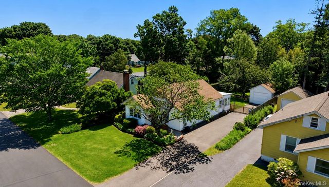 105 4th Avenue, East Northport, NY 11731