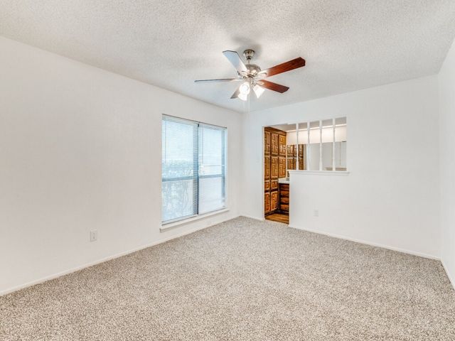 3914 Willowood Lane, Grand Prairie, TX 75052