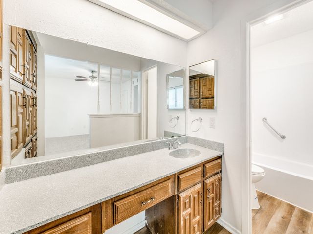 3914 Willowood Lane, Grand Prairie, TX 75052