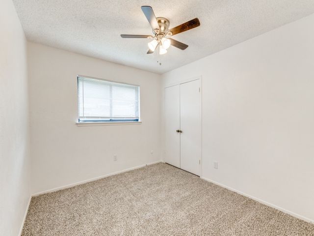 3914 Willowood Lane, Grand Prairie, TX 75052