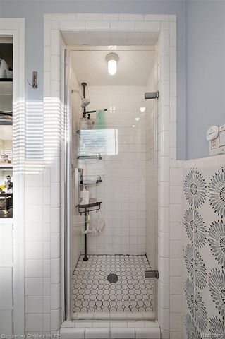 852 Harcourt Road, Grosse Pointe Park, MI 48230