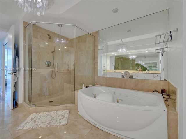 3201 NE 183rd St 704, Aventura, FL 33160