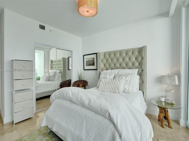 3201 NE 183rd St 704, Aventura, FL 33160