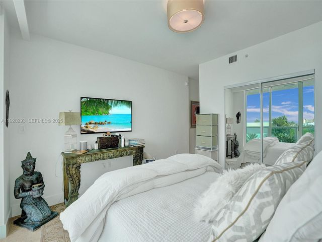 3201 NE 183rd St 704, Aventura, FL 33160