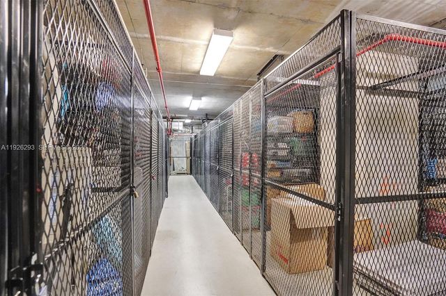 3201 NE 183rd St 704, Aventura, FL 33160