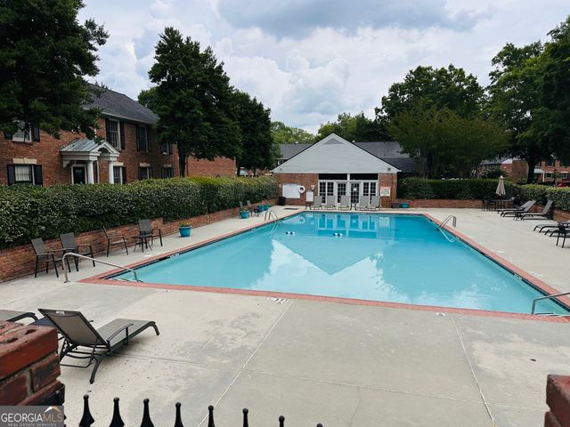 6700 Roswell Road 24E, Atlanta, GA 30328