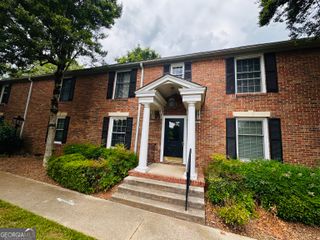 6700 Roswell Road 24E, Atlanta, GA 30328