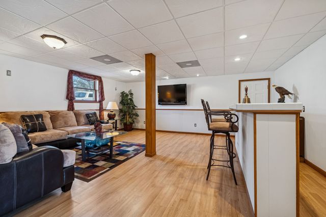 1795 Needmore Rd, Old Hickory, TN 37138