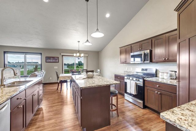3309 E AQUAMARINE AVENUE, Appleton, WI 54913