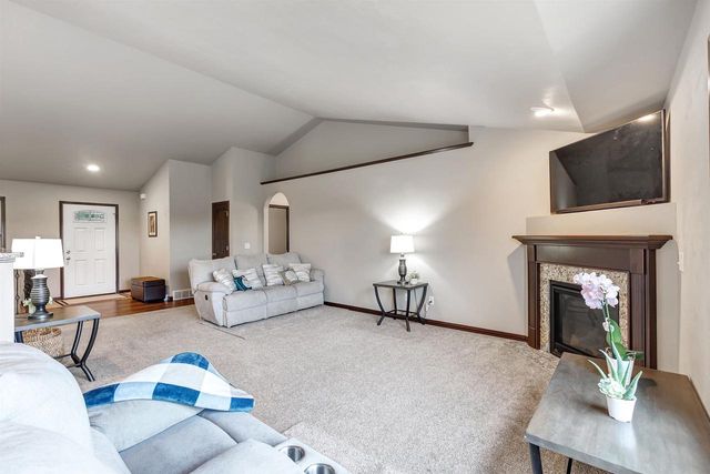 3309 E AQUAMARINE AVENUE, Appleton, WI 54913