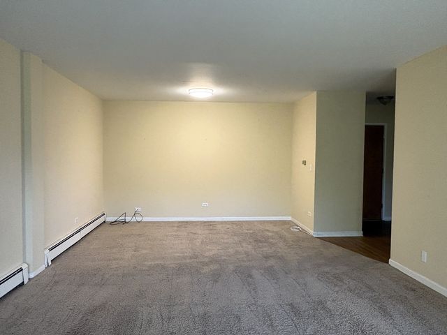 1311 S Finley Road 404, Lombard, IL 60148