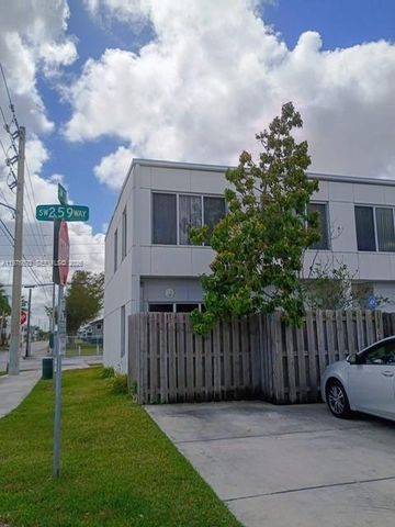 13900 SW 259th Way, Homestead, FL 33032