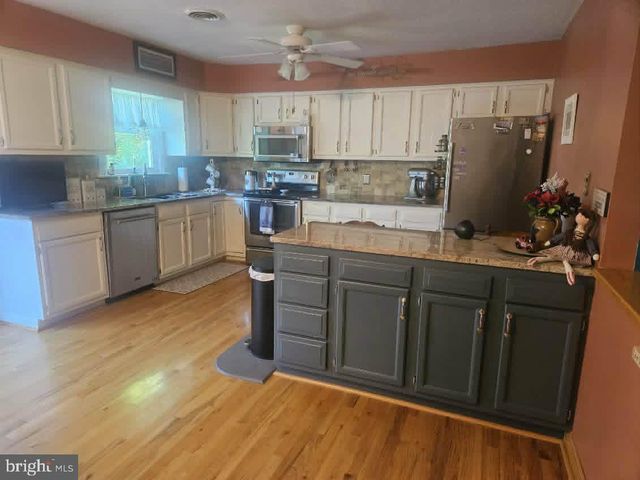 150 TANBRIDGE DR, Martinsburg, WV 25401