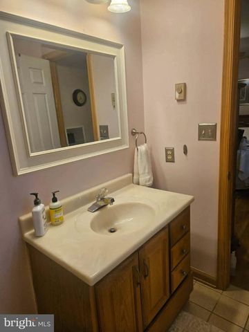 150 TANBRIDGE DR, Martinsburg, WV 25401