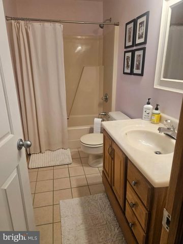 150 TANBRIDGE DR, Martinsburg, WV 25401