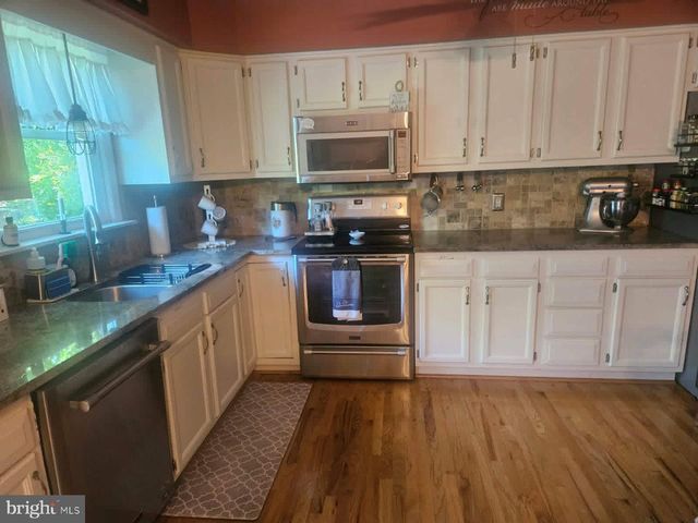 150 TANBRIDGE DR, Martinsburg, WV 25401