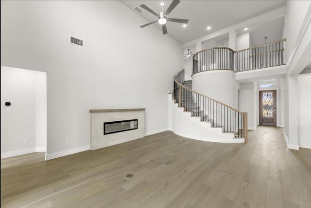 1824 Valencia Drive, Little Elm, TX 75068