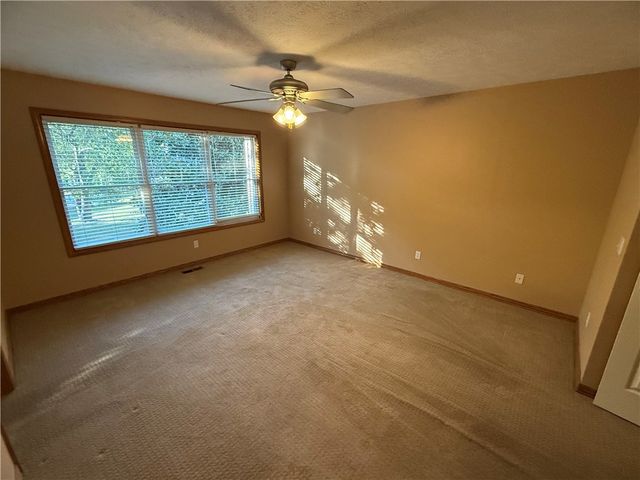 34 S Bandy Drive, Holiday Island, AR 72631