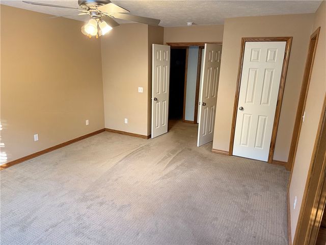 34 S Bandy Drive, Holiday Island, AR 72631