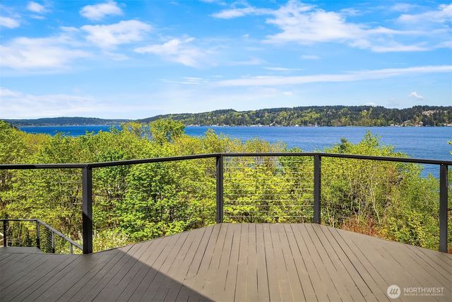 8530 54th Avenue NE, Seattle, WA 98115