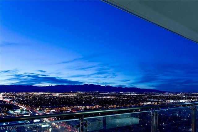 4381 West Flamingo Road 1101, Las Vegas, NV 89103