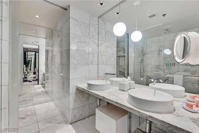 4381 West Flamingo Road 1101, Las Vegas, NV 89103