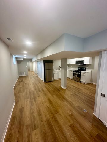 867 E Pershing Road GARDEN, Chicago, IL 60653