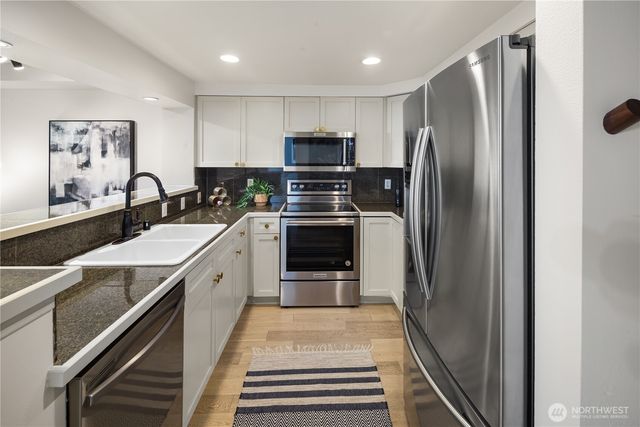 1519 NW 57th Street, Seattle, WA 98107