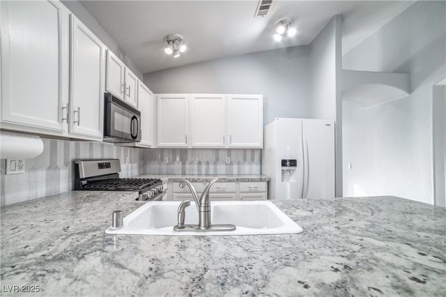 1989 Songbird Court, Henderson, NV 89012