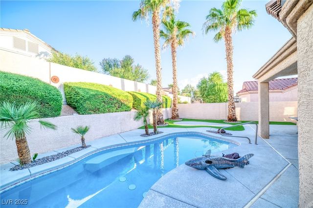 1989 Songbird Court, Henderson, NV 89012