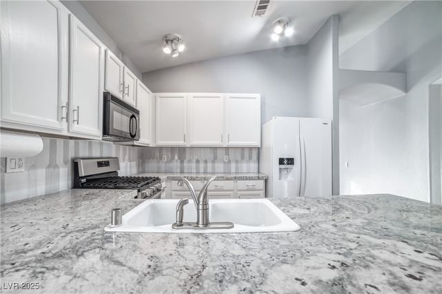 1989 Songbird Court, Henderson, NV 89012