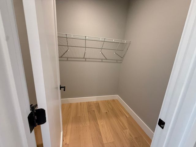 60 Cross St E 207, Somerville, MA 02145