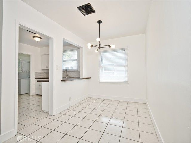 6153 Clybourn Avenue, North Hollywood (los Angeles), CA 91606