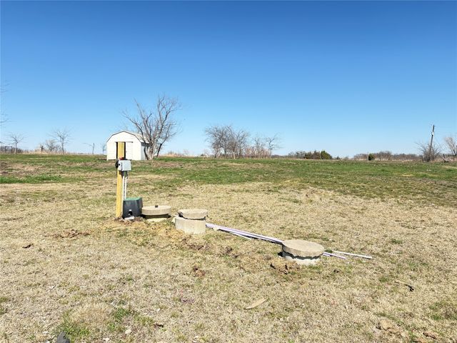 2985 Old Sherman Road, Whitesboro, TX 76273
