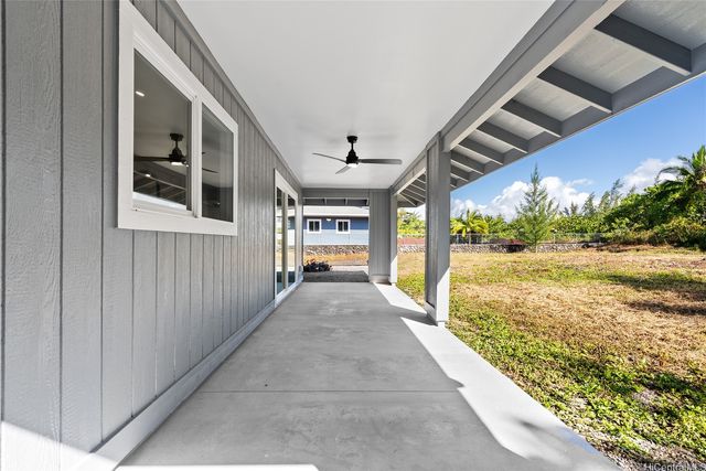 15-1688 Beach Road, Keaau, HI 96749