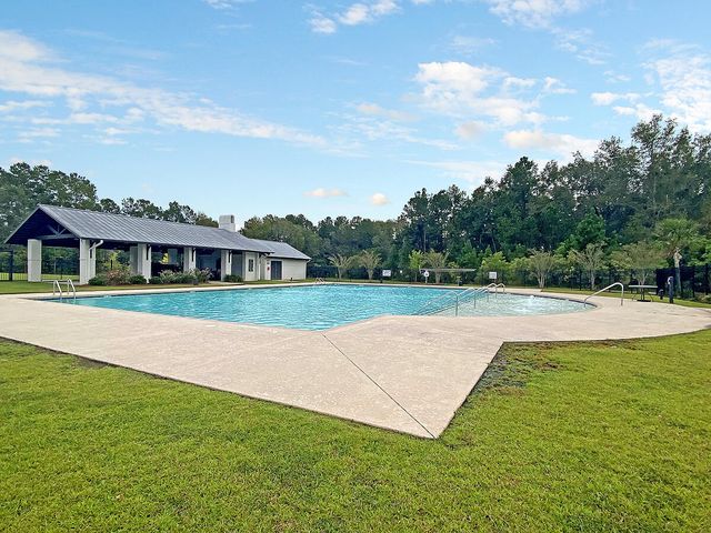 289 Oglethorpe Circle, Moncks Corner, SC 29461