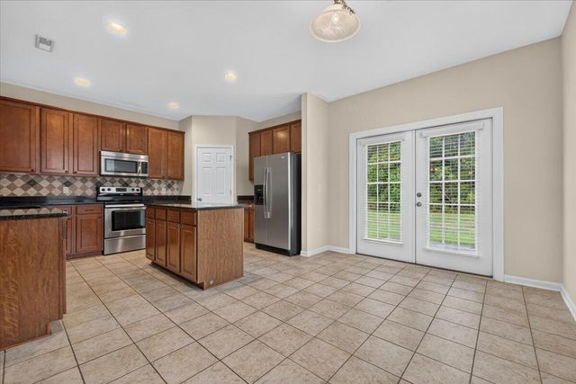 289 Oglethorpe Circle, Moncks Corner, SC 29461